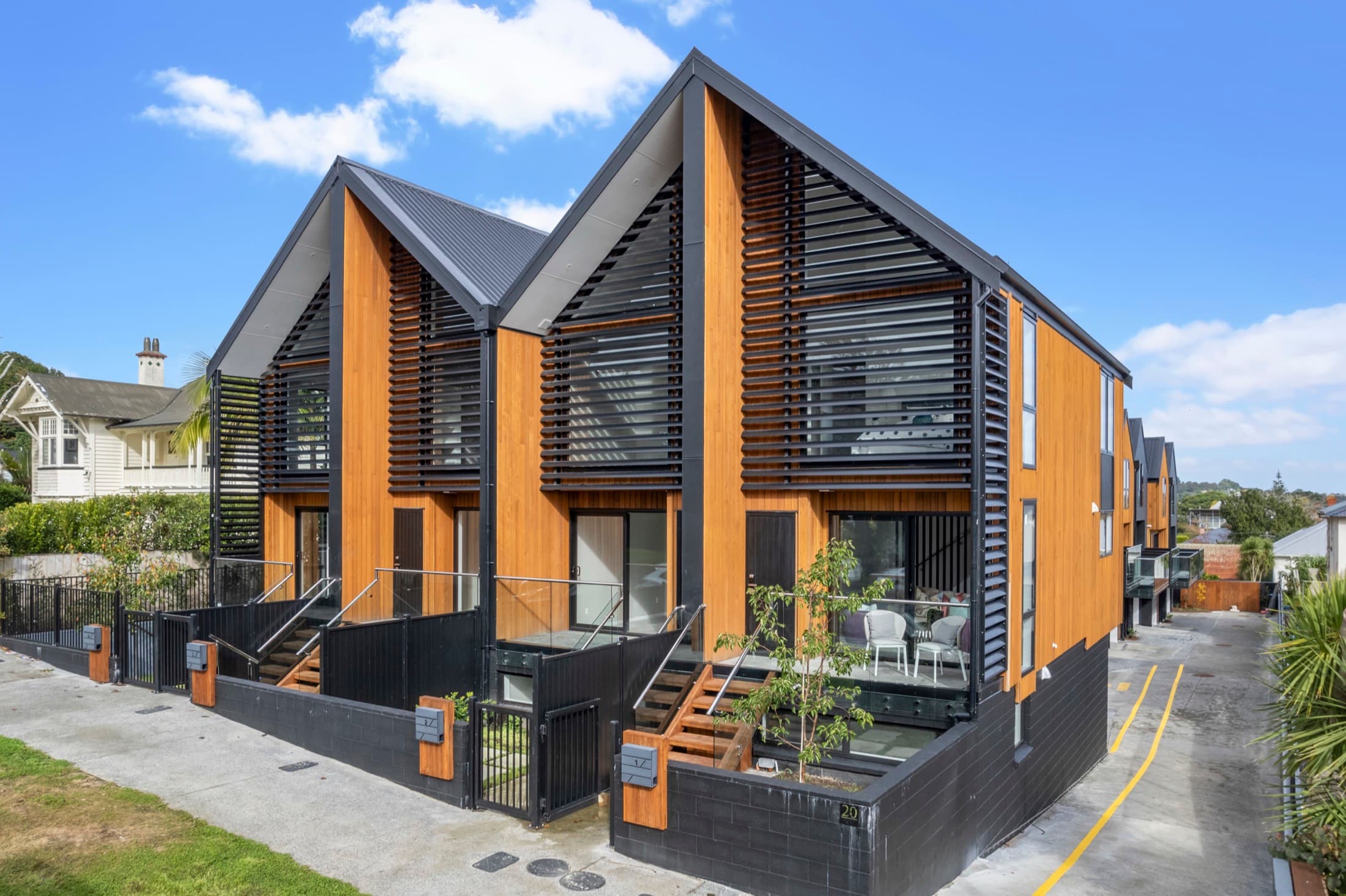 20 Fairview Road, Mount Eden, Auckland - image 2 of 36