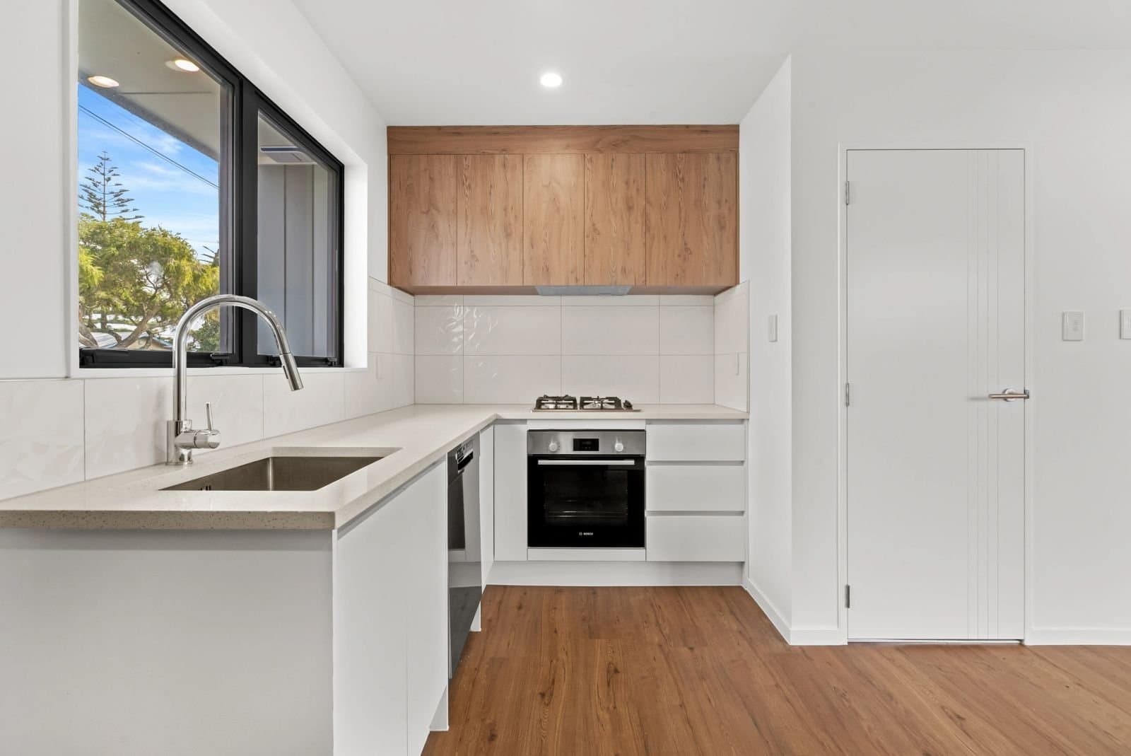 21 Tennessee Avenue, Mangere East, Auckland - image 3 of 8